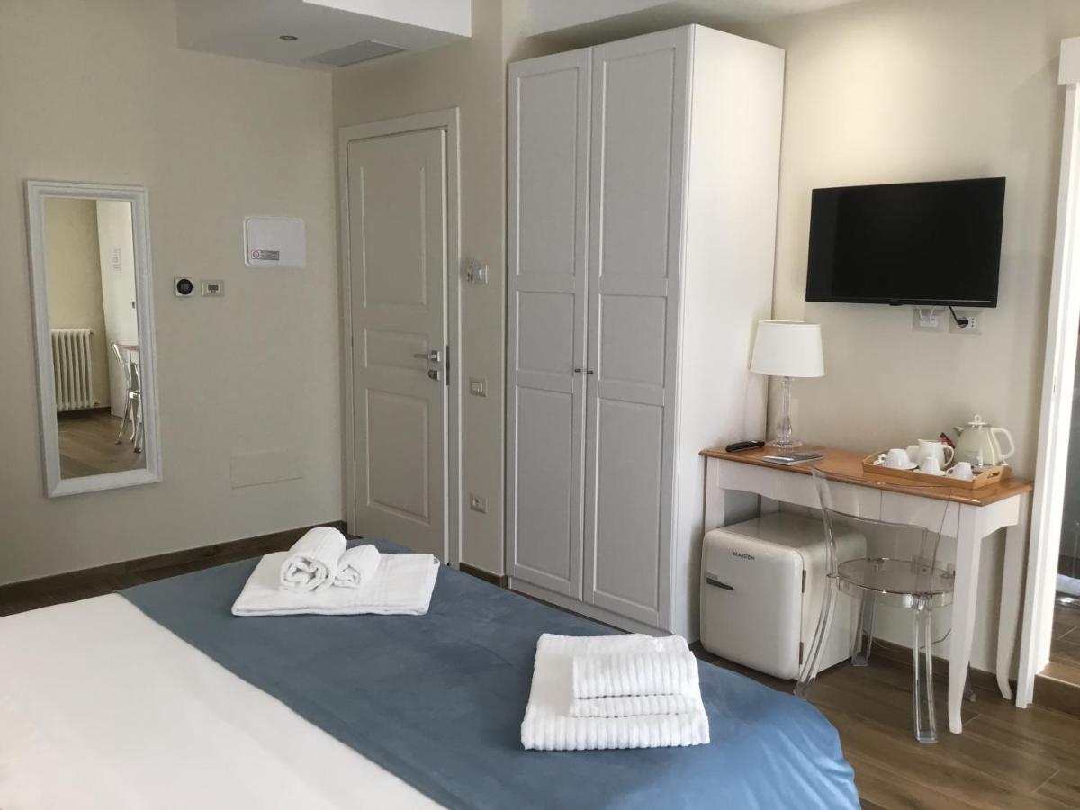 Cavaliere Suite & Rooms Матера Екстериор снимка