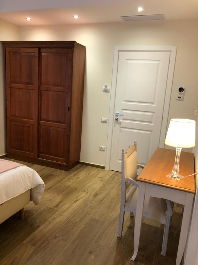 Cavaliere Suite & Rooms Матера Екстериор снимка