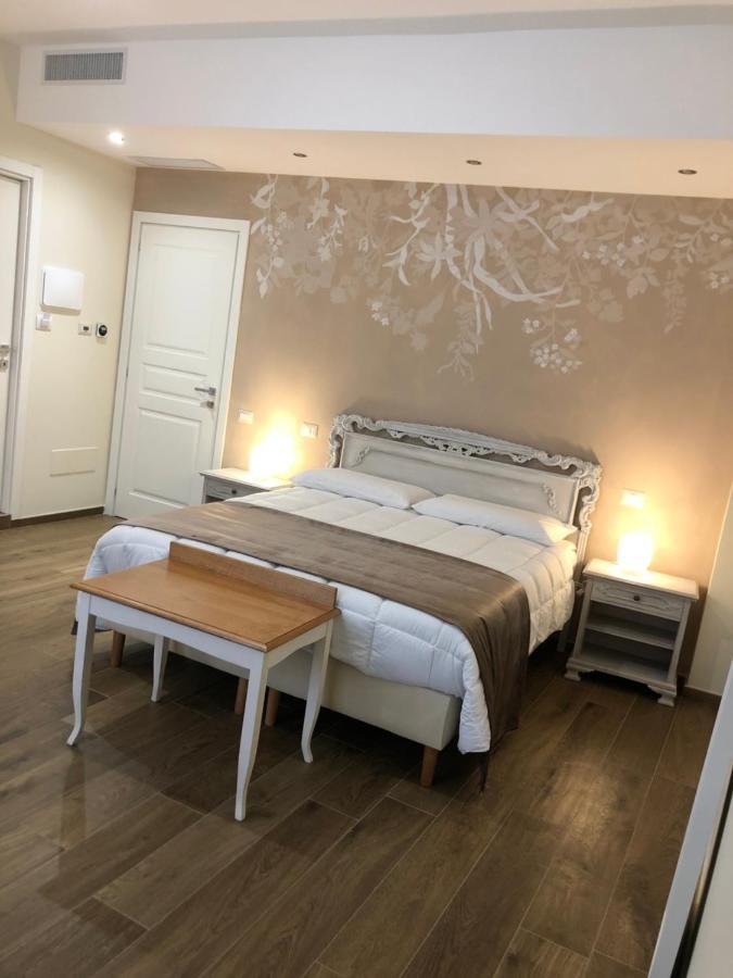 Cavaliere Suite & Rooms Матера Екстериор снимка