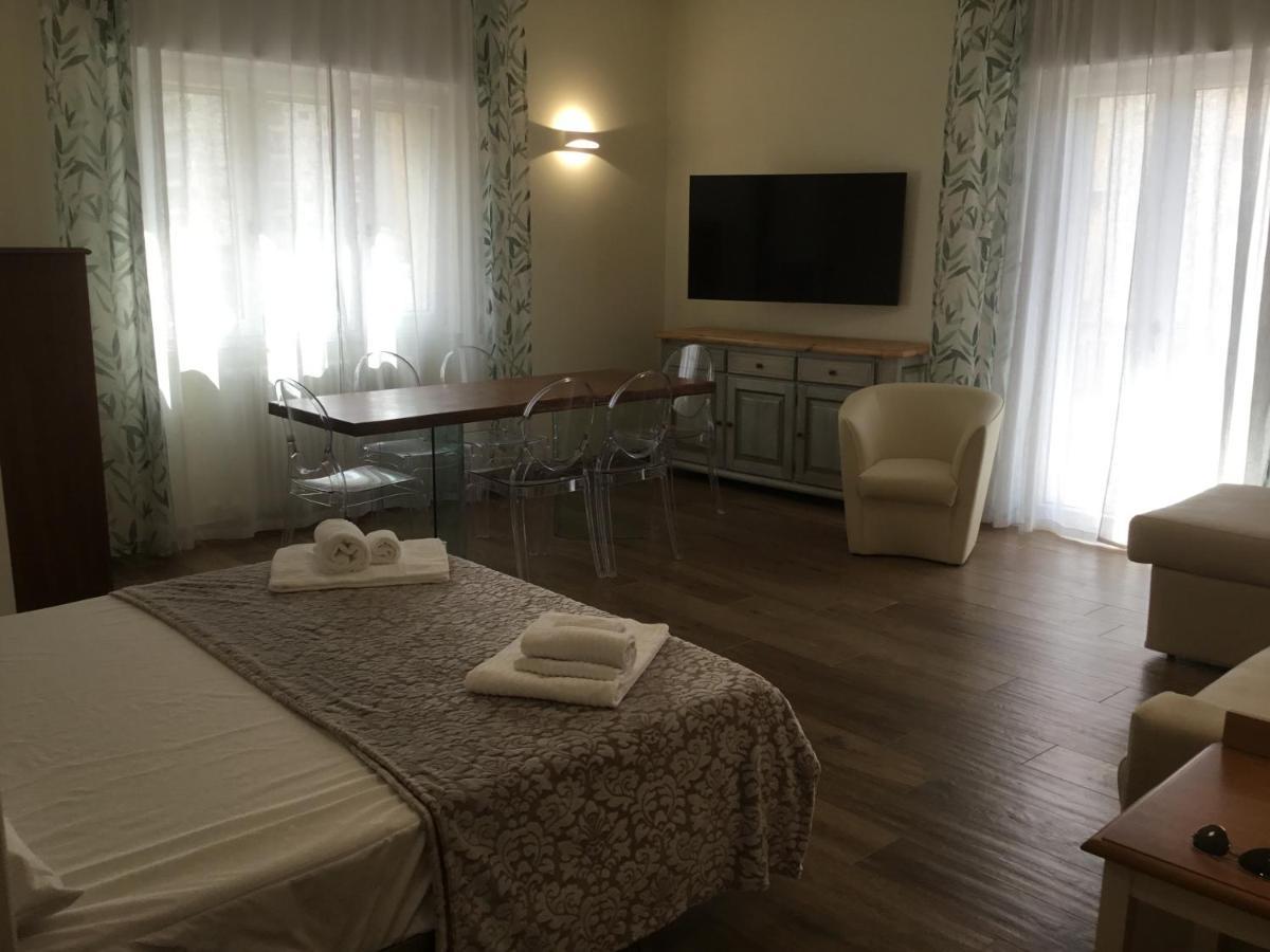 Cavaliere Suite & Rooms Матера Екстериор снимка